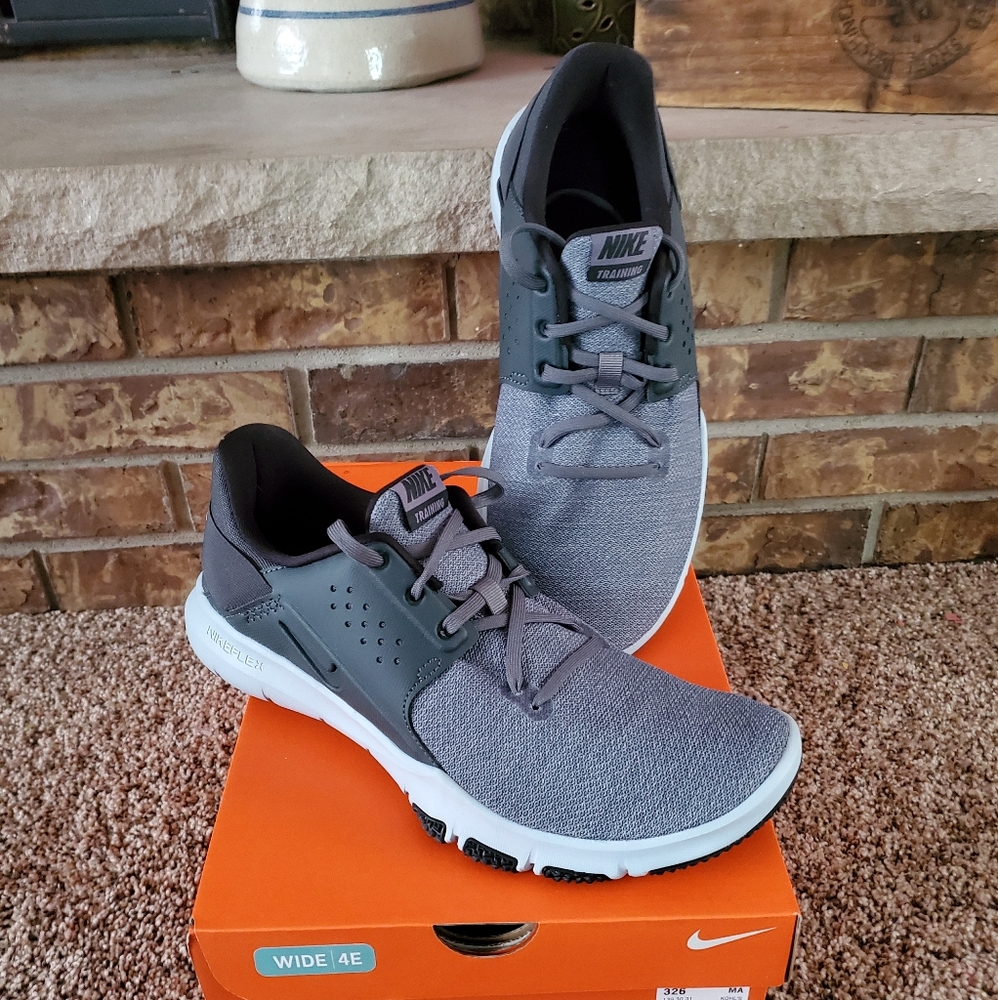 Nike Flex Control TR3 - Size 10.5 Wide 4 E